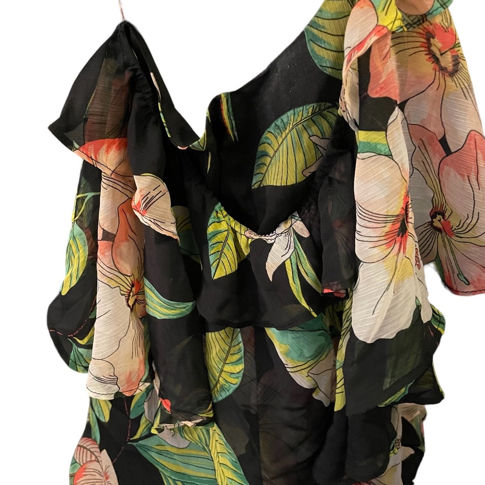 New York & Company L floral dressy tank
